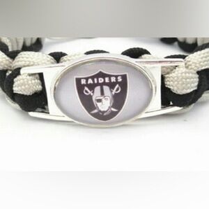 Nwt Raiders paracord bracelet
